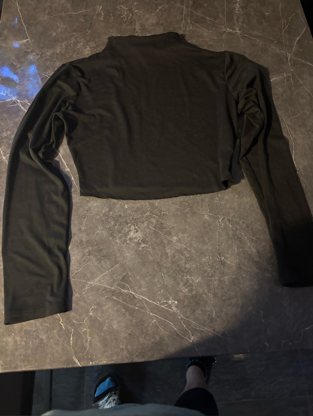 Love Black Long-Sleeve Cropped Top